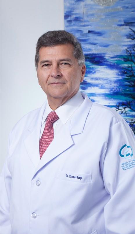 Dr. Thomas sorrindo