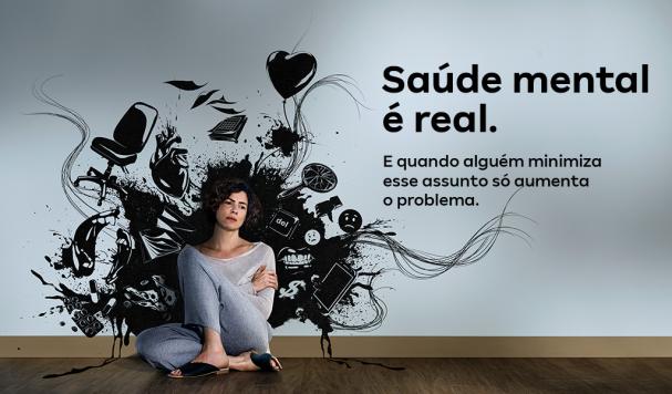 Mulher em anúncio sobre saúde mental